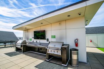 The arbory apartments bbq picnic area